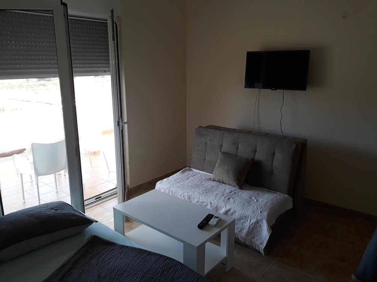 Korac Apartments Улцинь Экстерьер фото