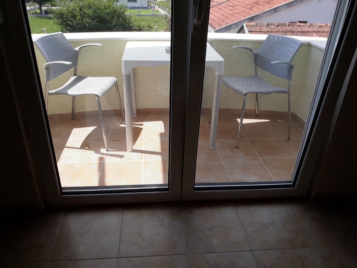 Korac Apartments Улцинь Экстерьер фото